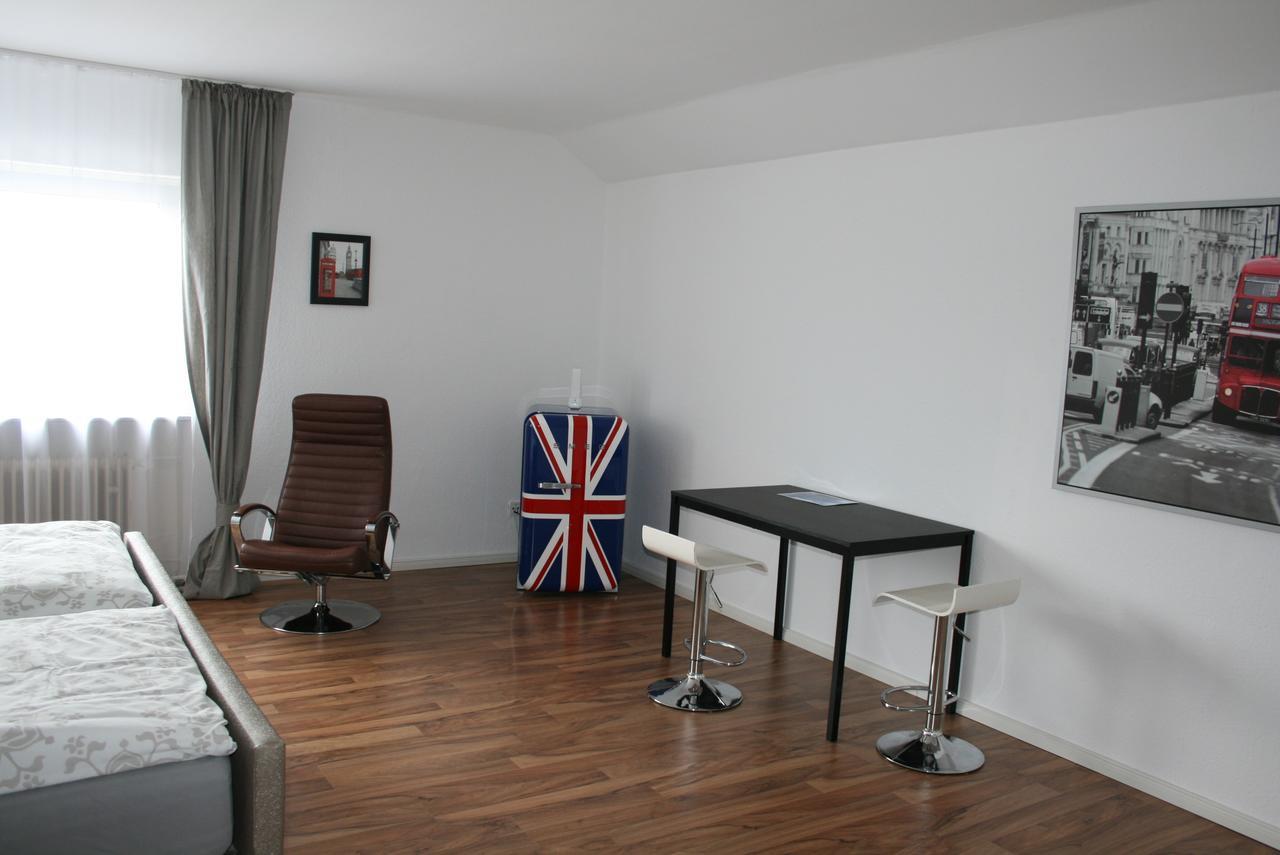 Pension Am Kurpark Waldbronn Ngoại thất bức ảnh